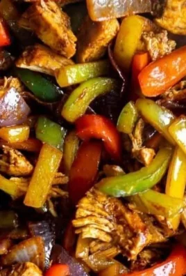 Delicious Chicken Fajita Bowl with grilled chicken and colorful vegetables