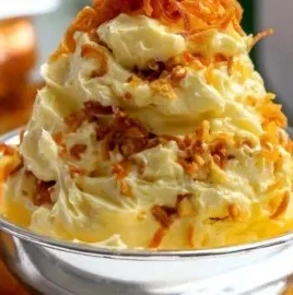Delicious whipped butter with crispy shallots and honey served on bread