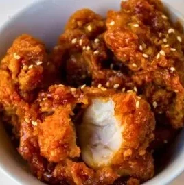 Wingstop Hot Honey Rub on crispy chicken wings